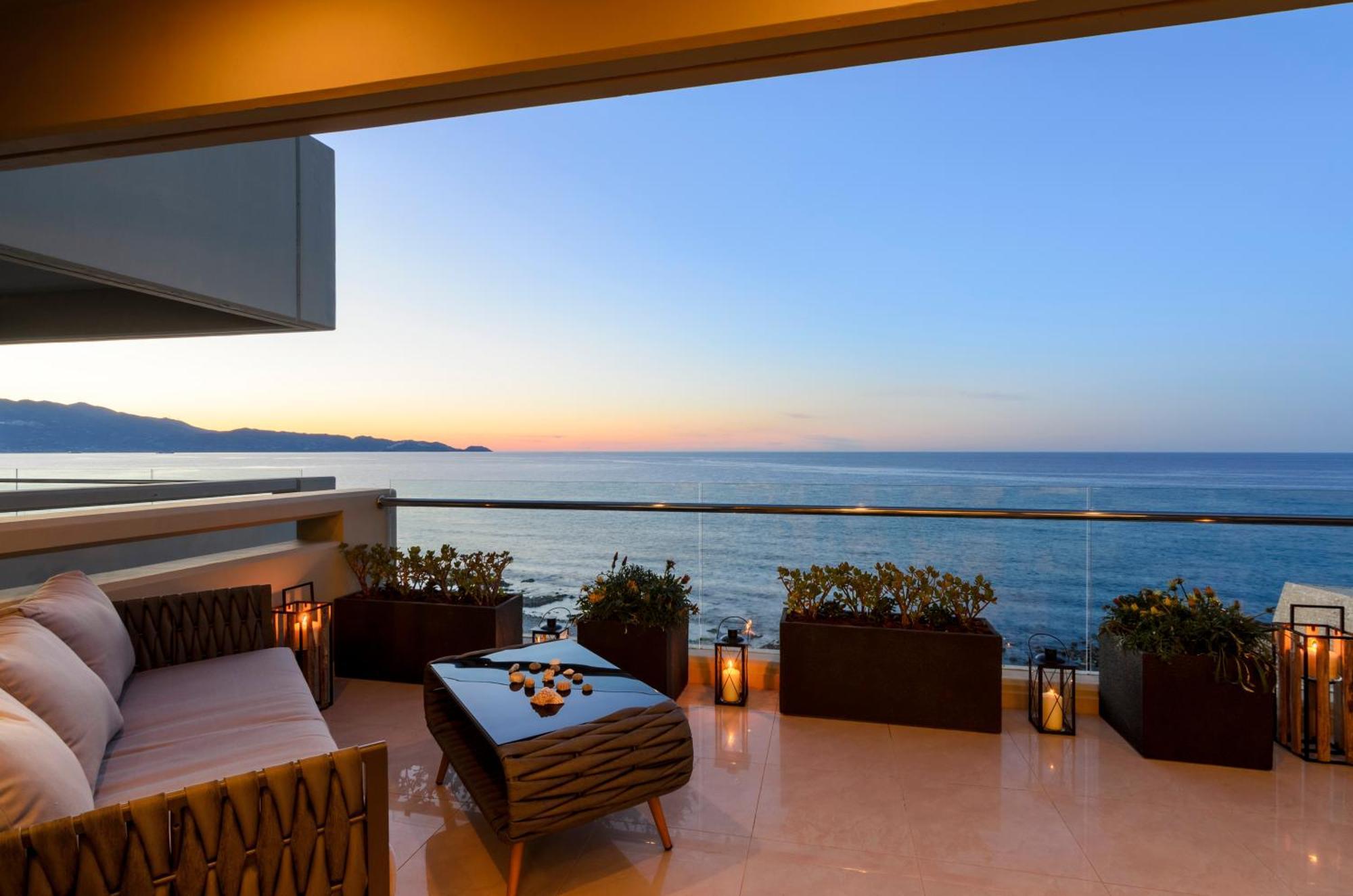 C.P. Luxury Suite Heraklion  Exterior photo