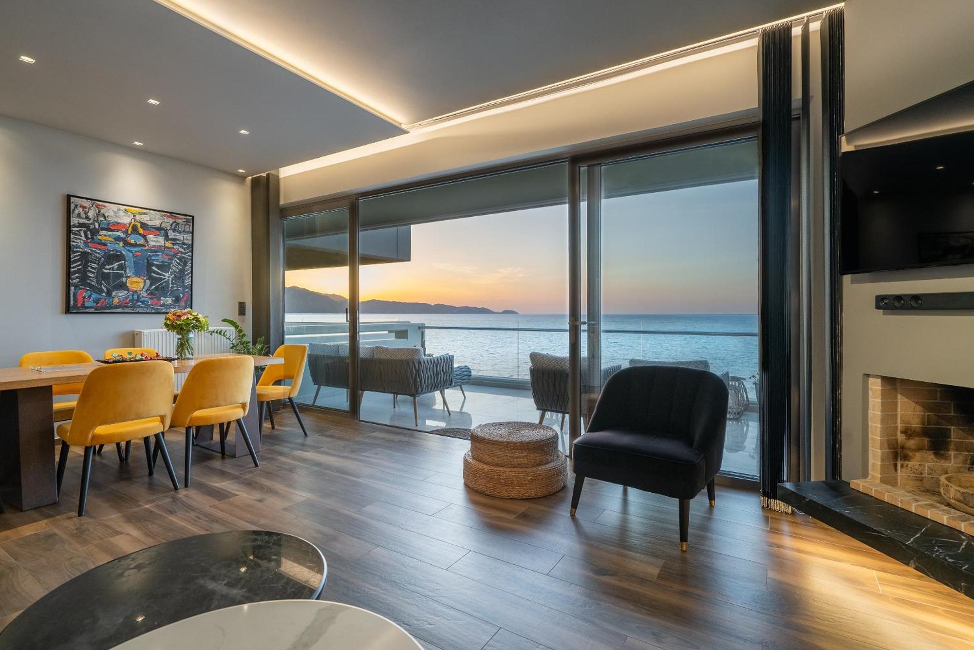 C.P. Luxury Suite Heraklion  Exterior photo